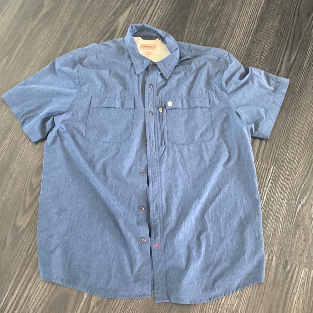 🍍COLEMAN LIGHT WEIGHT TOP🍍size XL🍍L1